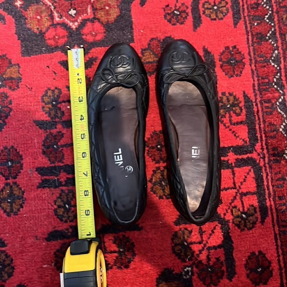 Chanel Slides - Picture 7 of 7